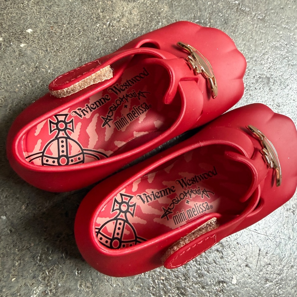Vivienne Westwood 1/1 Sample Adjustable Melissa Kid Shoe w/ Metal orb - Picture 3 of 6